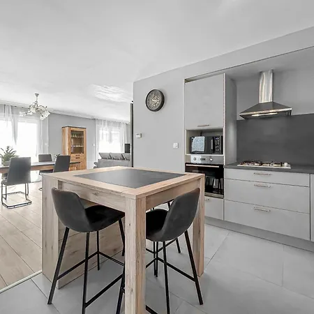 Escapade A La Paisible Lodève