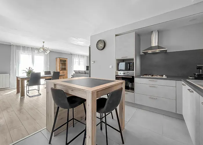 Escapade A La Paisible Lodève